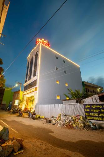 Hotel Surya Empire,,2 star