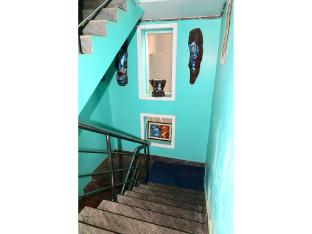 dhamstay hotel aradhya near beach puri