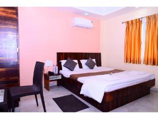 dhamstay hotel aradhya near beach puri