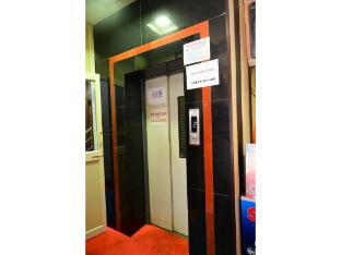 dhamstay hotel aradhya near beach puri