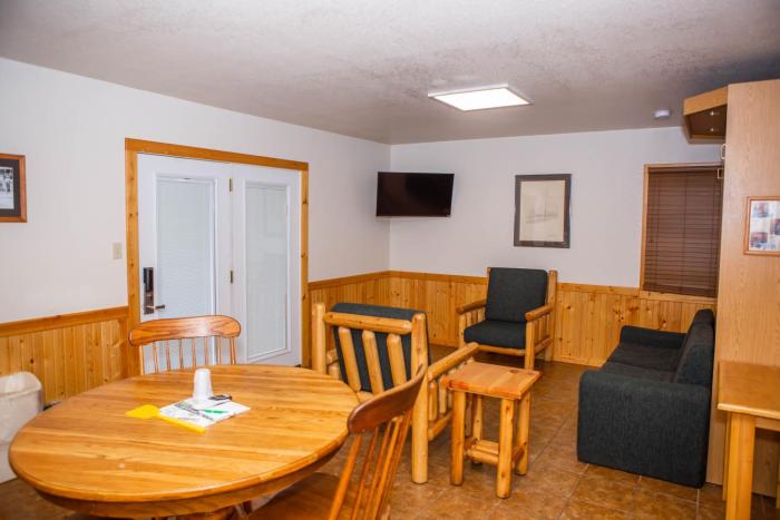 montauk lodge