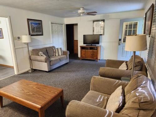 montauk lodge