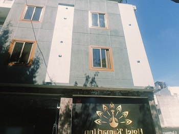 hotel kamari inn