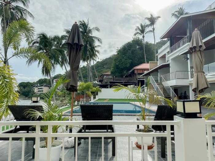 2siss khanom resotel