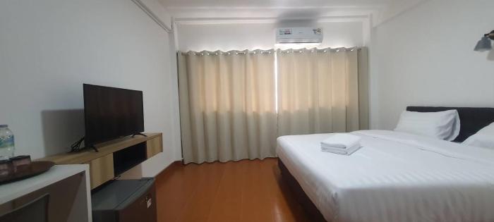 ratanasiri hotel