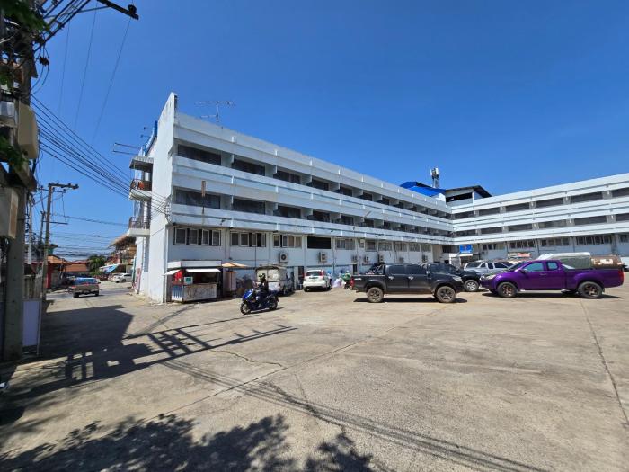 ratanasiri hotel