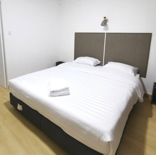 ratanasiri hotel