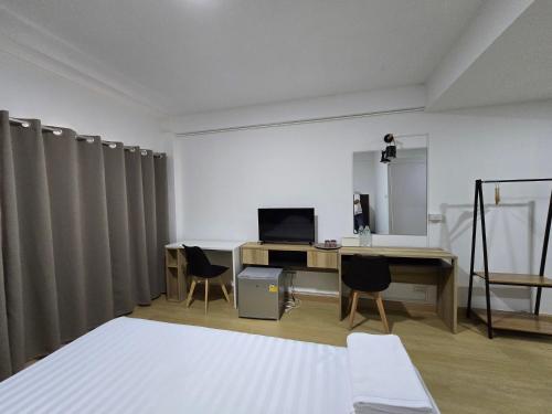 ratanasiri hotel