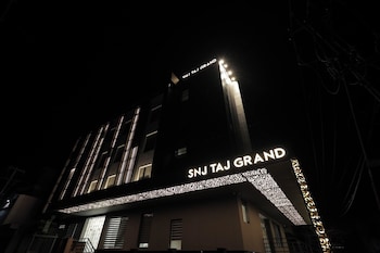 snj taj grand hotel