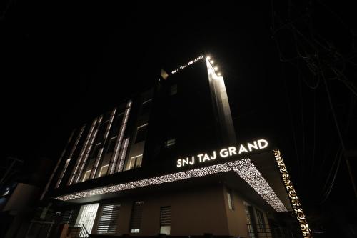 Snj Taj Grand Hotel,,2 star