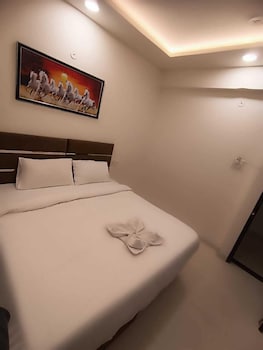 hotel kiwi inn vijaynagar scheme 78