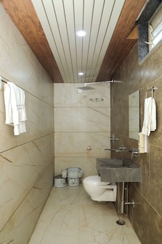 hotel vatika palace narmadapuram