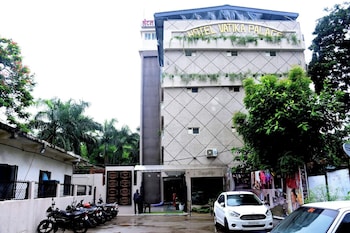 hotel vatika palace narmadapuram