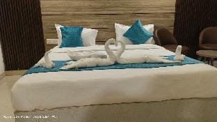 ganeshwaram hotel 141 noida