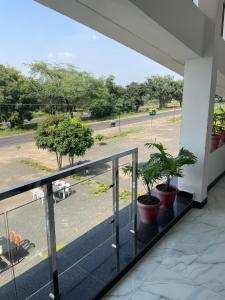 hotel moonlight and restaurant