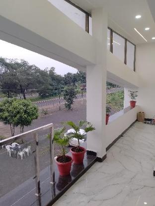 hotel moonlight and restaurant