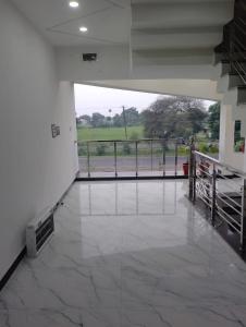 hotel moonlight and restaurant