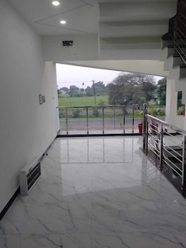 hotel moonlight and restaurant