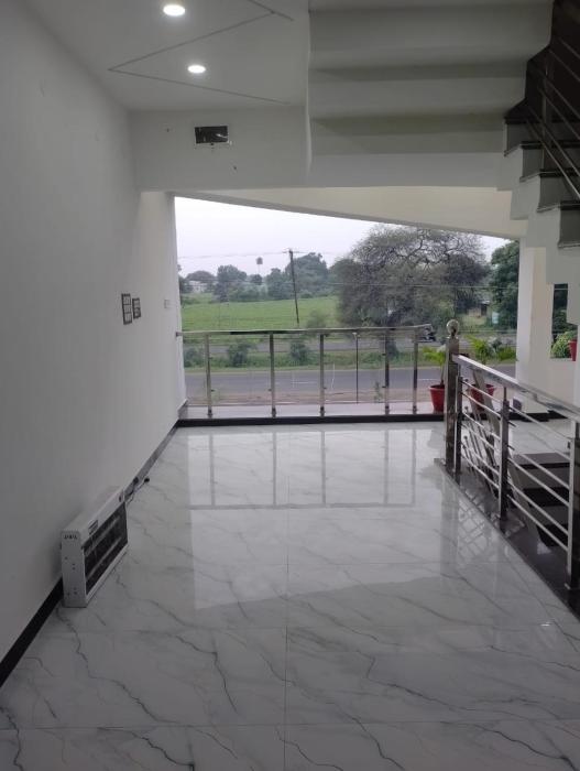 hotel moonlight and restaurant