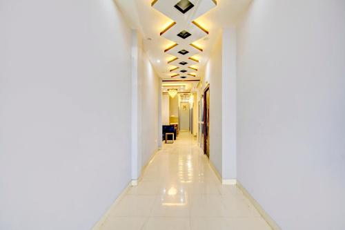 super townhouse anisabad near mahavir sansthan