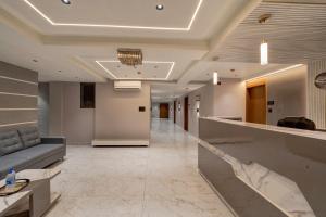 hotel shrimad villa gandhinagar