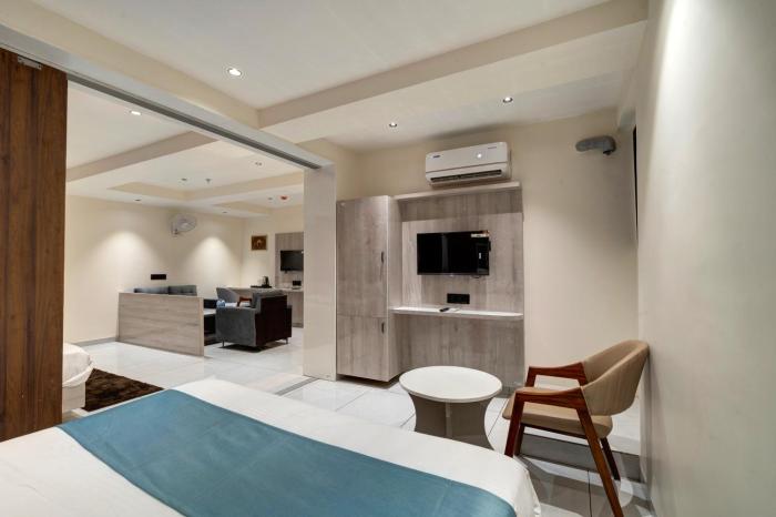 hotel shrimad villa gandhinagar