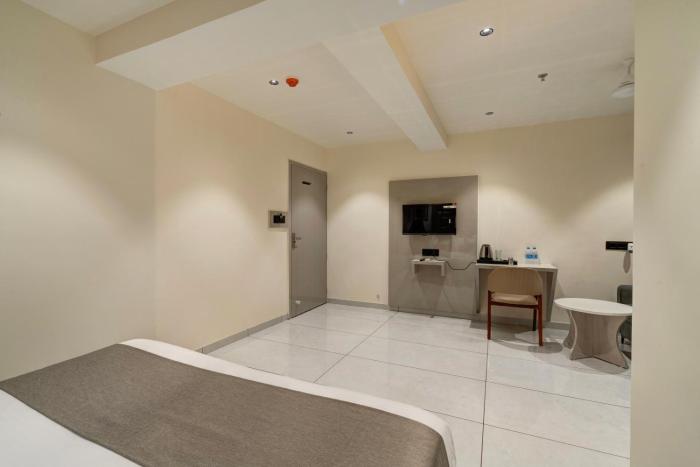 hotel shrimad villa gandhinagar