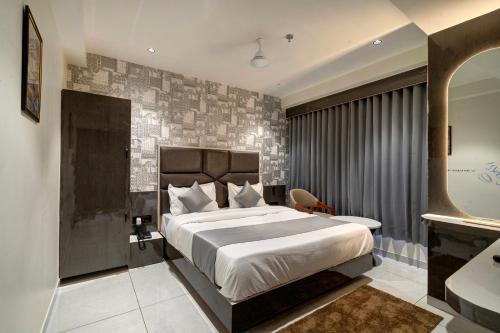 hotel shrimad villa gandhinagar