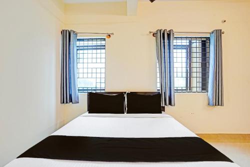 Hotel O Jk Blue Rock Comforts,,3 star