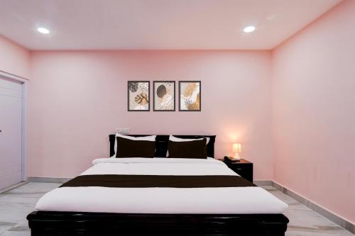 Hotel O Ss Ome Inn Ultra Luxury Rooms,,3 star