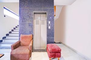 super townhouse lig main road indore