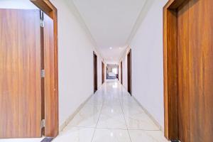 super townhouse lig main road indore