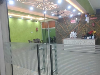 ayodhya cantt palace and restaurant