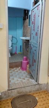 ayodhya cantt palace and restaurant