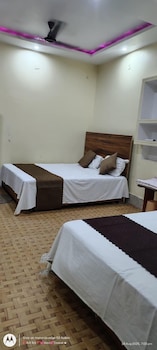 ayodhya cantt palace and restaurant