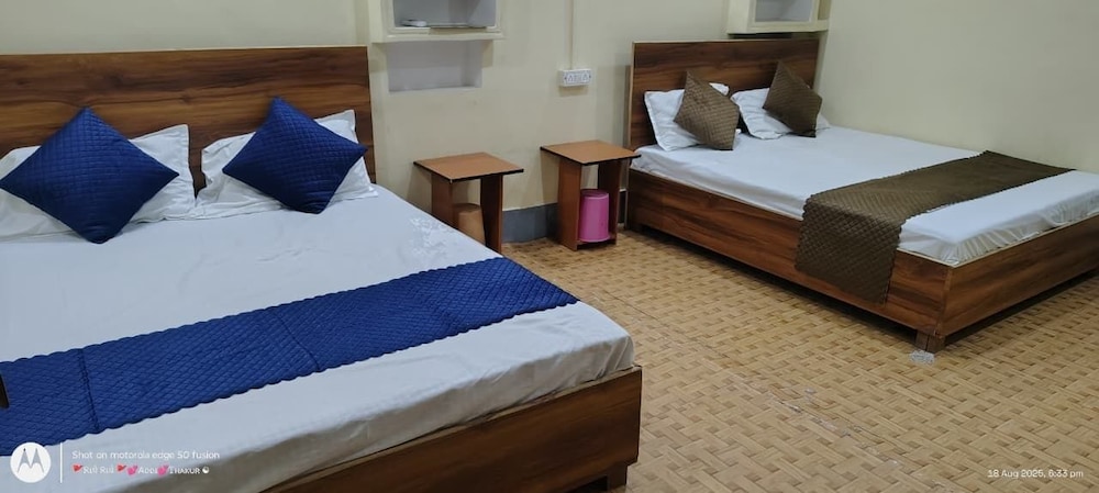 ayodhya cantt palace and restaurant