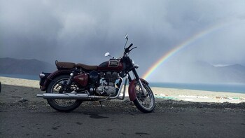 the grand lodge pangong