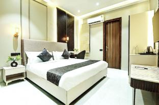 saltstayz select pitampura