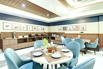 saltstayz select pitampura
