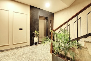 saltstayz select pitampura