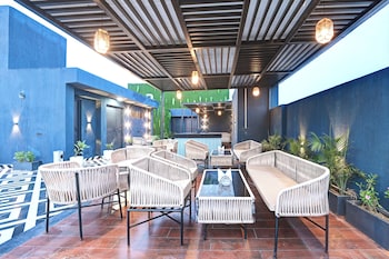 saltstayz select pitampura
