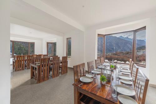 Abbu's Dream Nest,,3 star