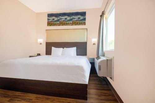 royal inn and suites