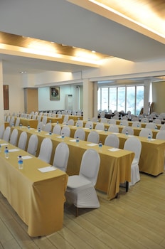 Hotel On The Rock,Kupang>>Kelapa Lima,4 star
