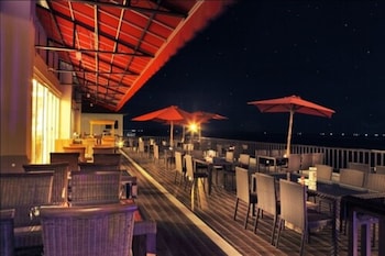hotel on the rock