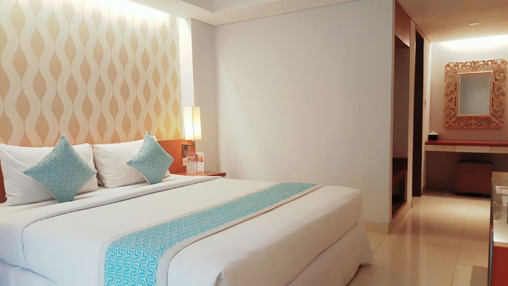 adhi jaya sunset hotel