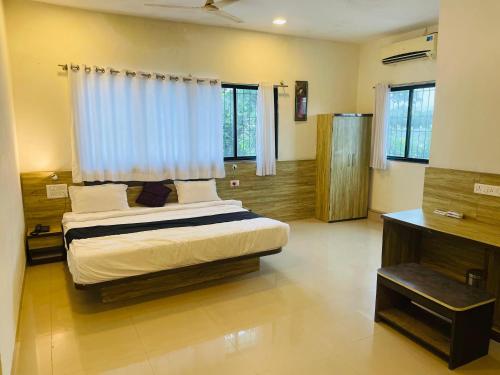 Viceroy Resort,,4 star