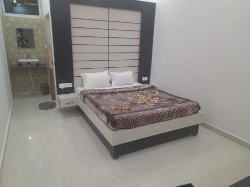 Shyamal Resort,,3 star