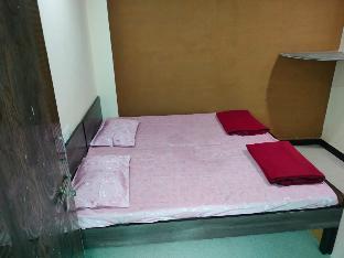 hotel kailash kuti guest house