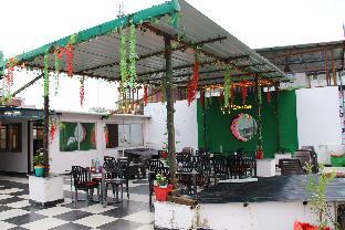 sattva cafe and motel